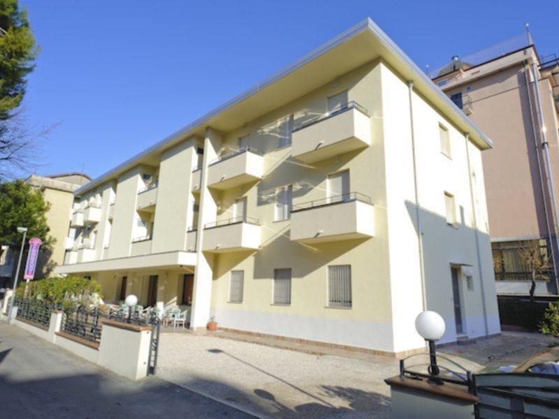 Hotel Vannucci Rimini Exterior foto